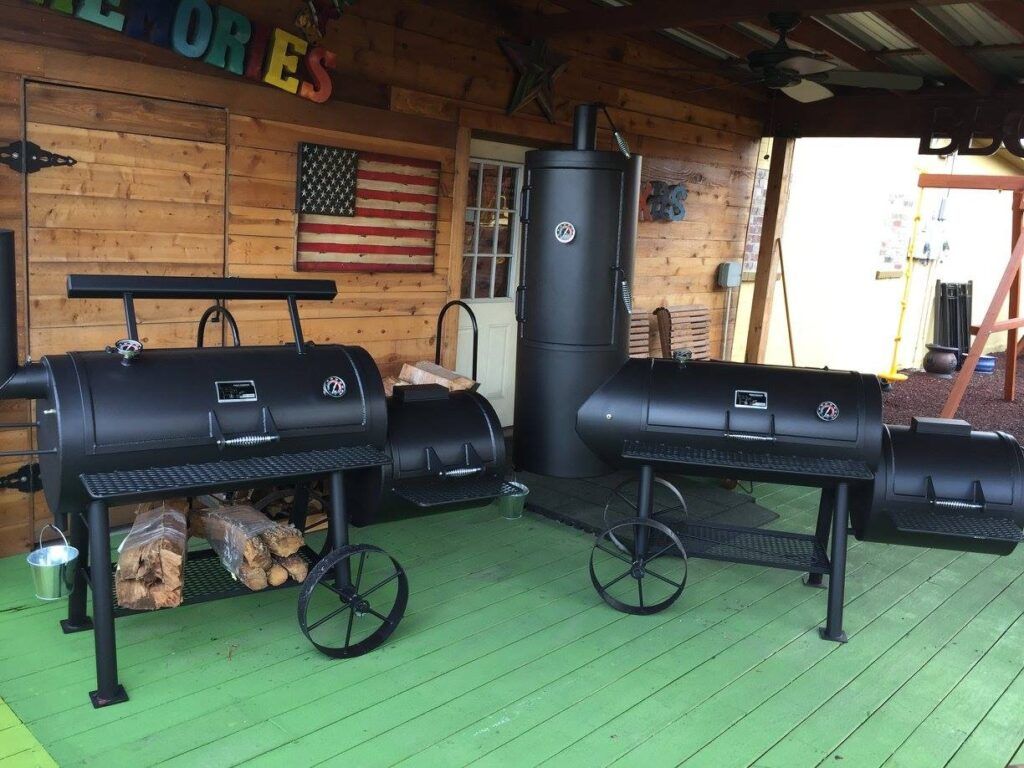 6 Best BBQ Smoker For Your Backyard [2020 Guide]