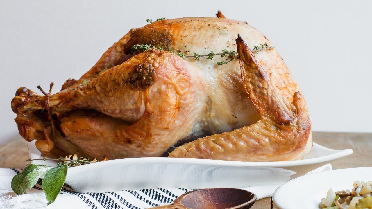 How To Cook a Frozen Turkey? (A Complete Guide)